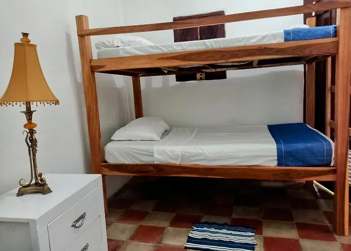 Casa Yoly Hostel Granada