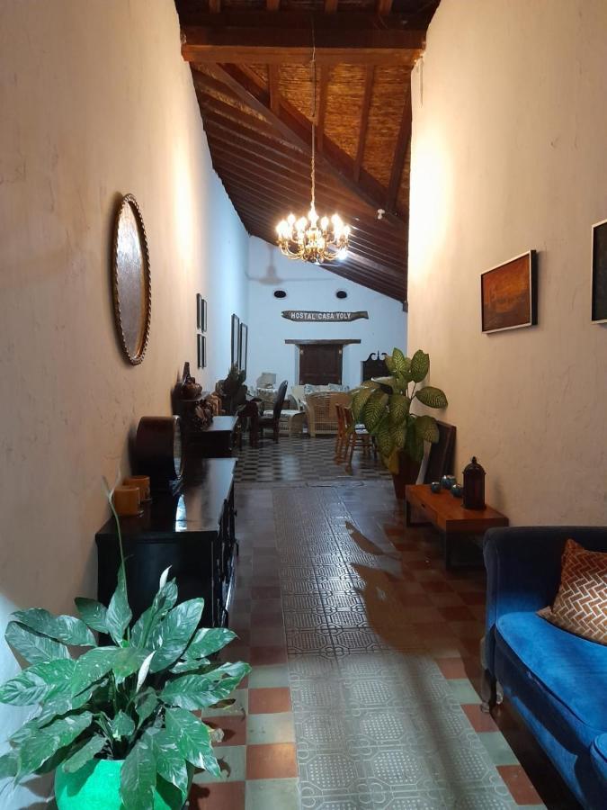 Hostel Casa Yoly *